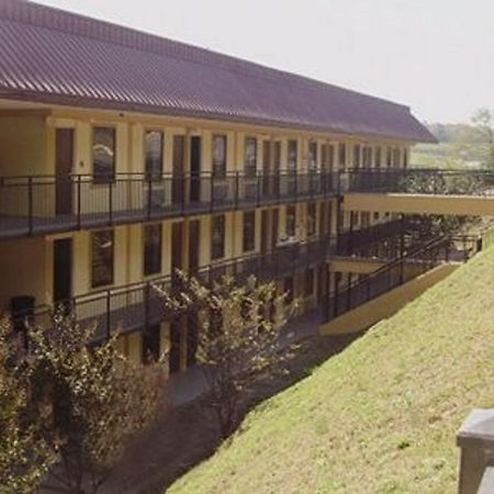 Econo Lodge Фултондейл Экстерьер фото